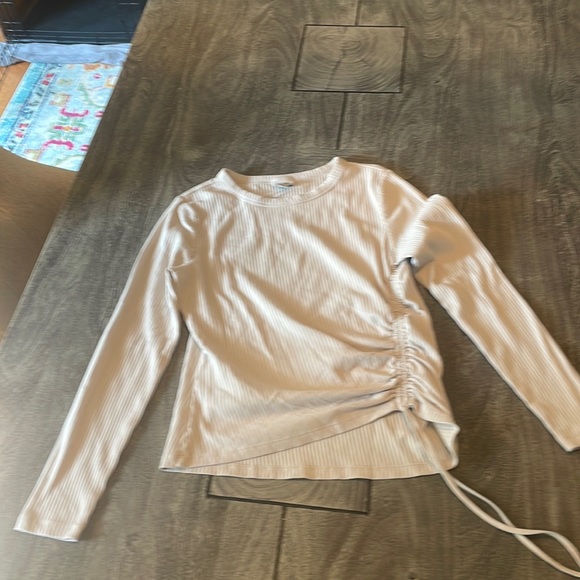 a new day Tops - A New Day women's size Medium top light beige - cream color